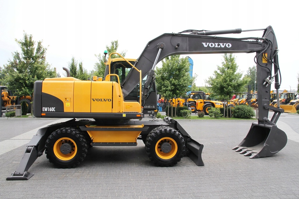 VOLVO KOPARKA KOŁOWA 18 ton EW160C LEMIESZ PODPORY
