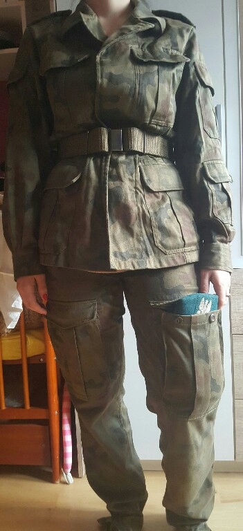 Mundur Wojskowy Beret Pas Katana Spodnie Pagony