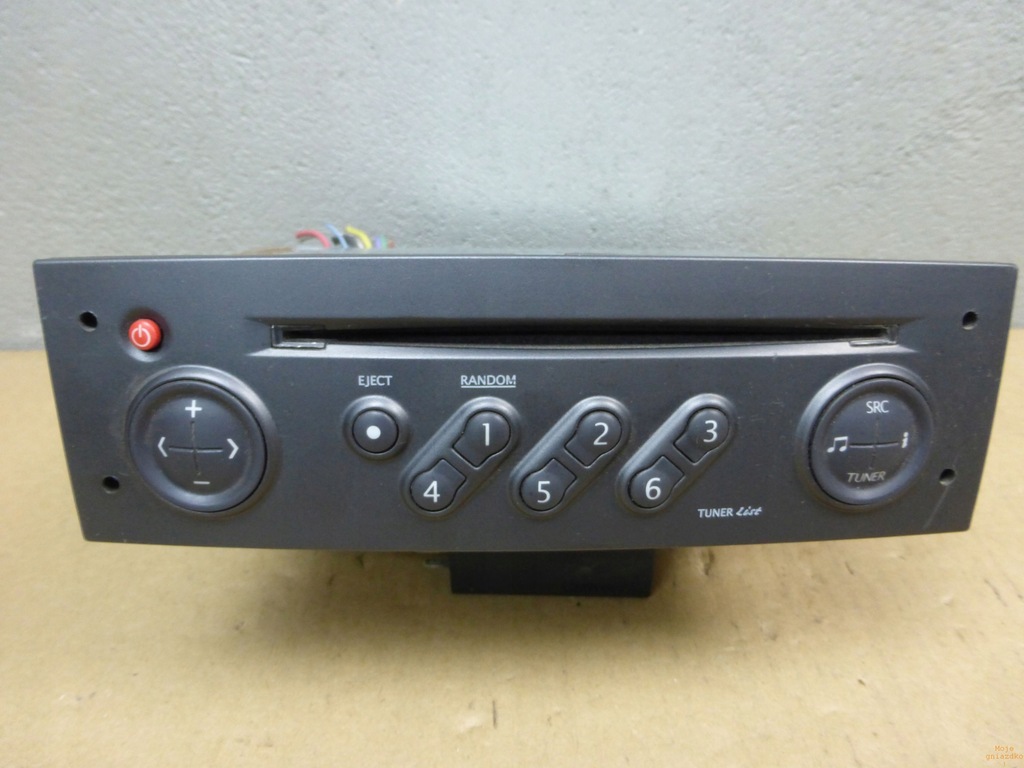 renault megane scenic 2 radio code