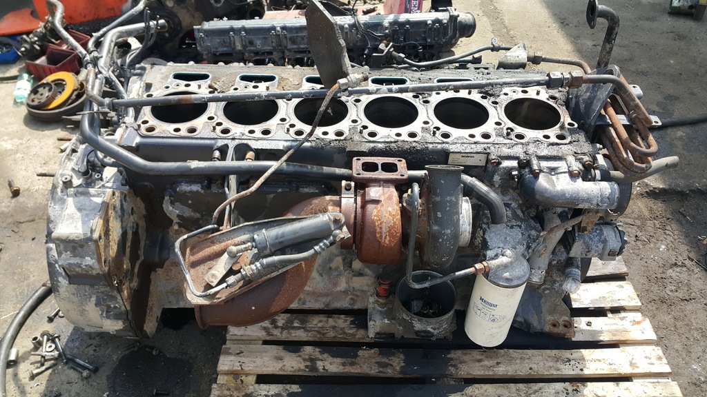 SCANIA 124 BLOK SILNIKA DSC1202 340KM