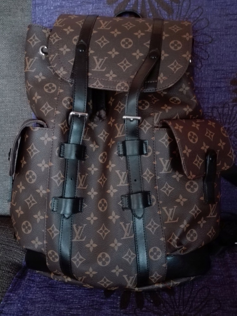 LOUIS VUITTON plecak duży.Jak nowy.