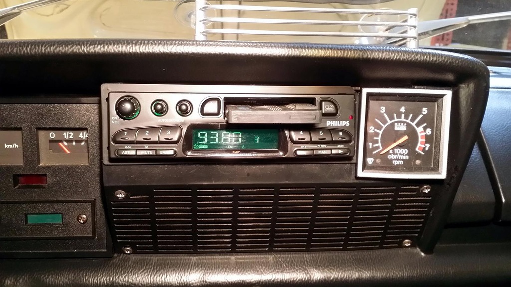 Radio kasetowe PHILIPS do klasyka Fiat 125p PRL