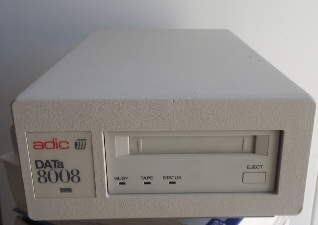 Streamer adic DATa 8008 SCSI DAT 1-2