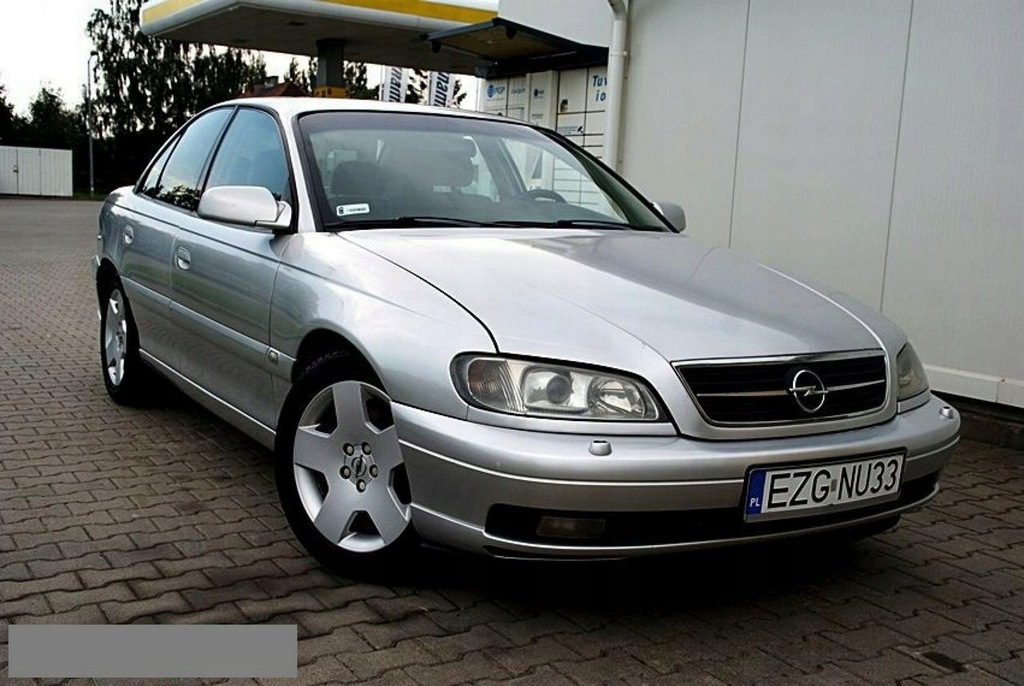 Opel omega bose