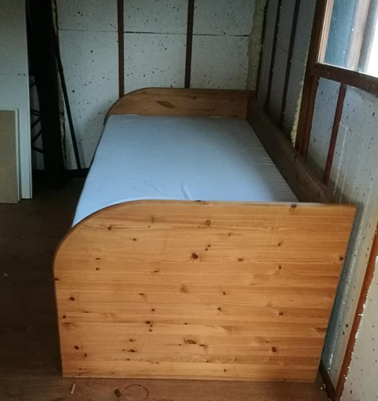 Łóżko szwedzkie drewniane,stelaż+materac