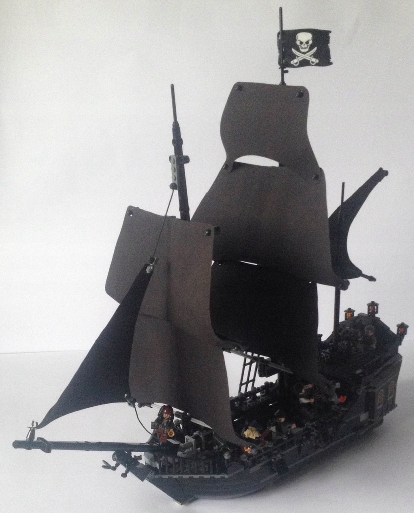 Lego Piraci z Karaibów statek Czarna Perła 4184