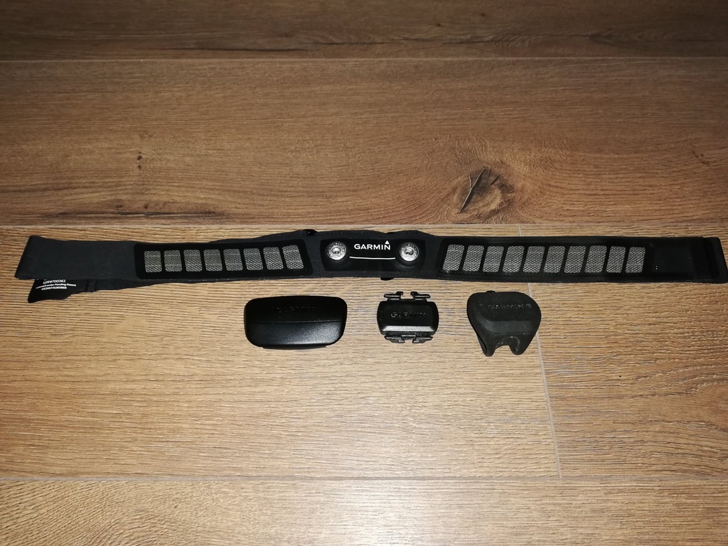 difference between garmin edge 520 and 520 plus