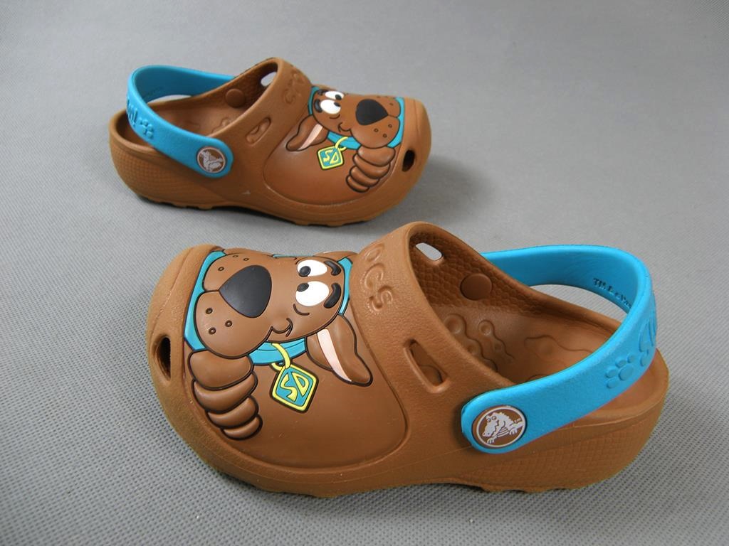 scooby doo crocs