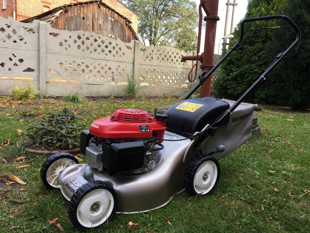 Kosiarka Spalinowa Honda IZY HRG 415C3 41cm 4,5KM