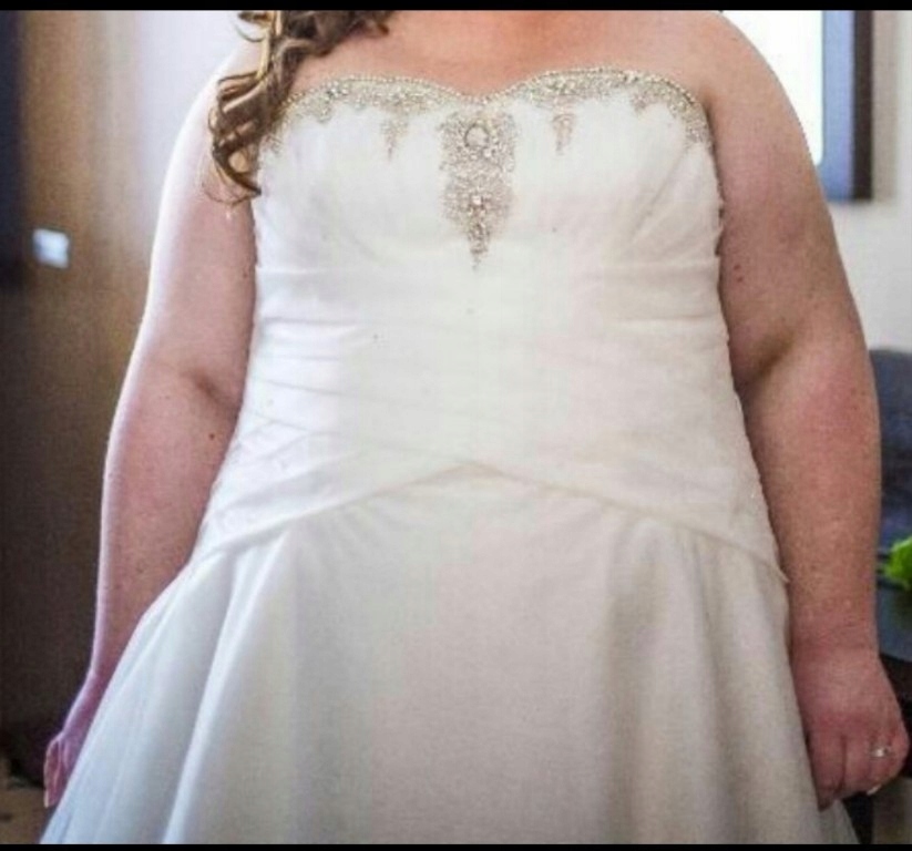 suknia ślubna Agnes Plus Size