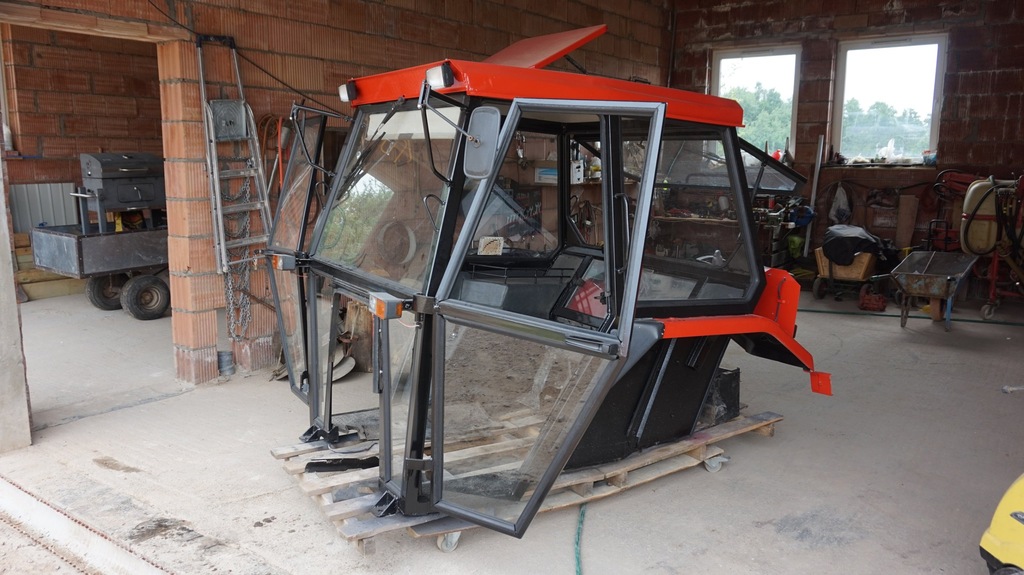 Kabina Agro 3512 i 3514 (MF 255)