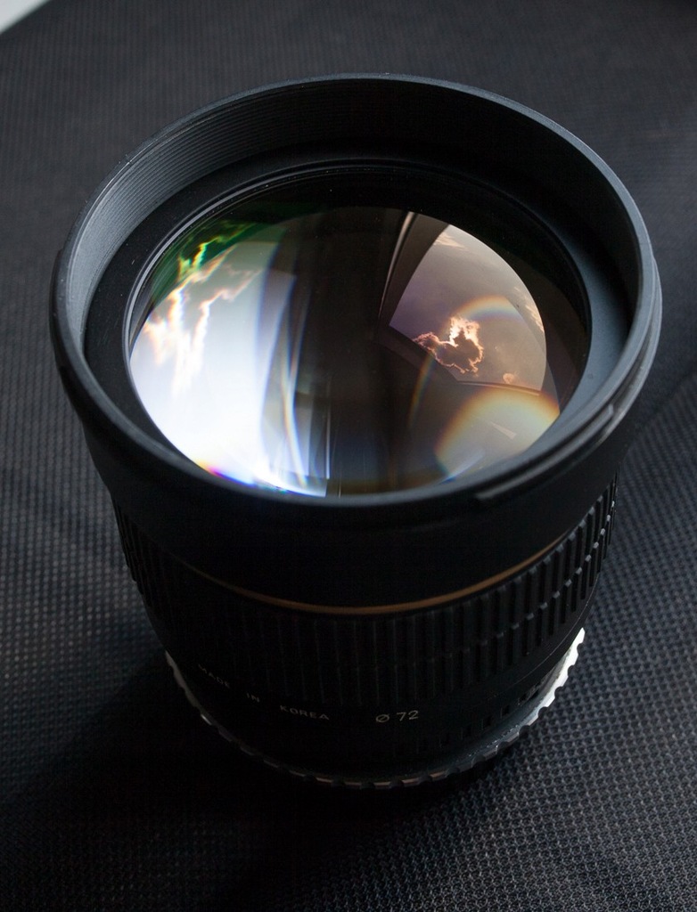 Falcon Samyang 85mm f/1.4 Canon Nikon Dandelion
