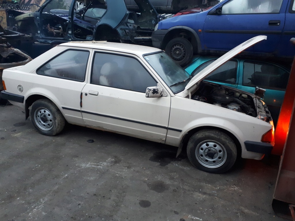 FORD ESCORT MK 3 84 ROK NA CZĘŚCI
