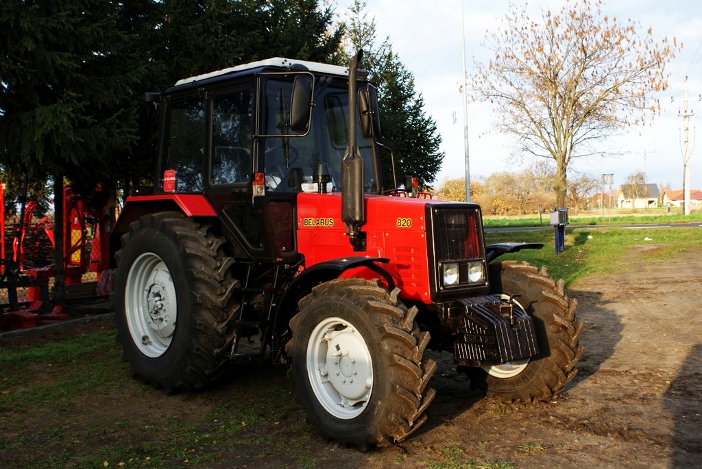 CIĄGNIK ROLNICZY MTZ BELARUS 820 82 RUSEK PRONAR