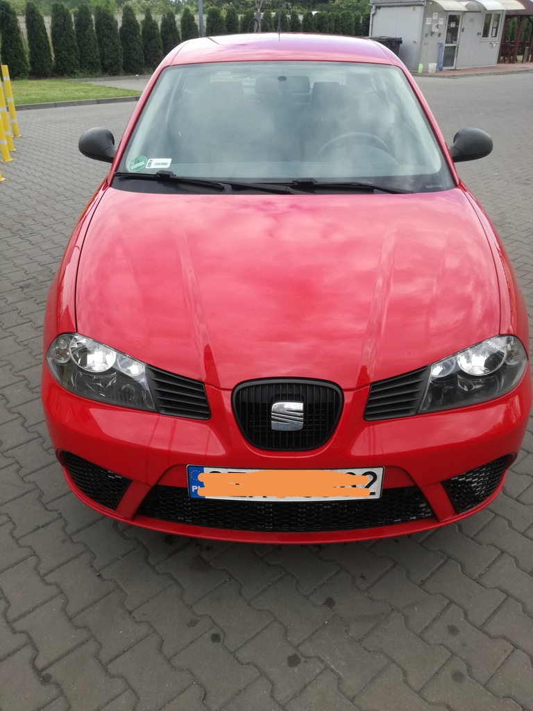 Seat Ibiza 1,2    2007r czerwony