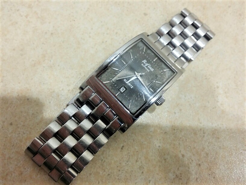 rofina supreme quartz watch