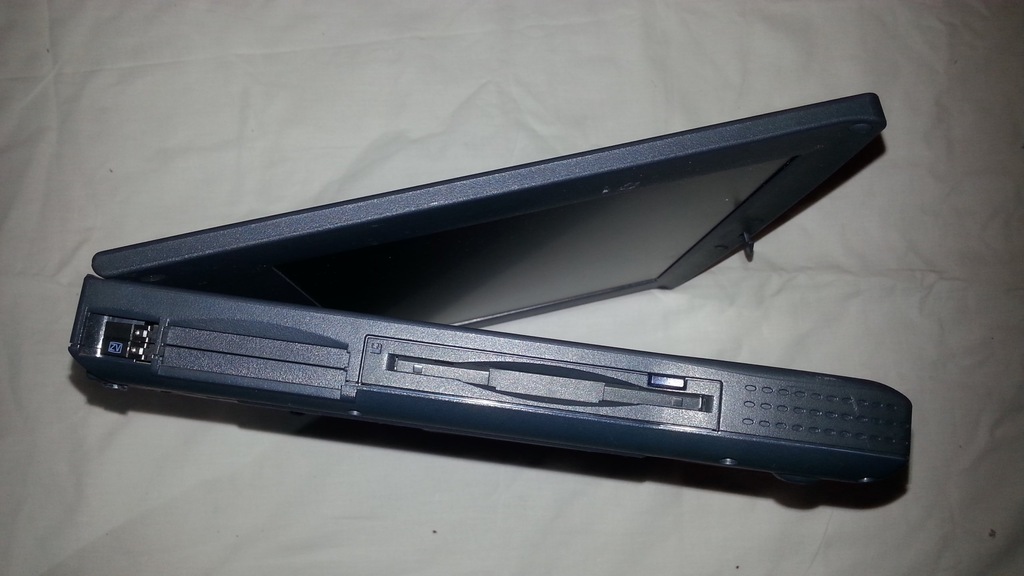 STARY ZABYTKOWY LAPTOP KOMPUTER HP OMNIBOOK XE2 - 7170626447 ...