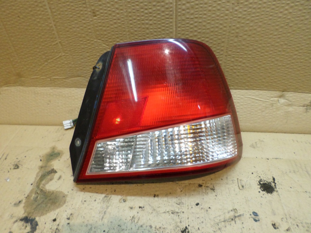 Hyundai Accent II LC 00-03 Lampa tył tylna prawa