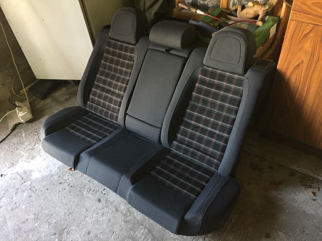 Fotele VW GOLF 5 GTI komplet siedzeń. Oryginalne