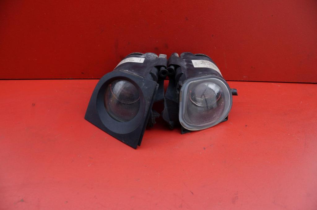 LAMPY HALOGENY PRZECIWMGIELNE AUDI A8 D2