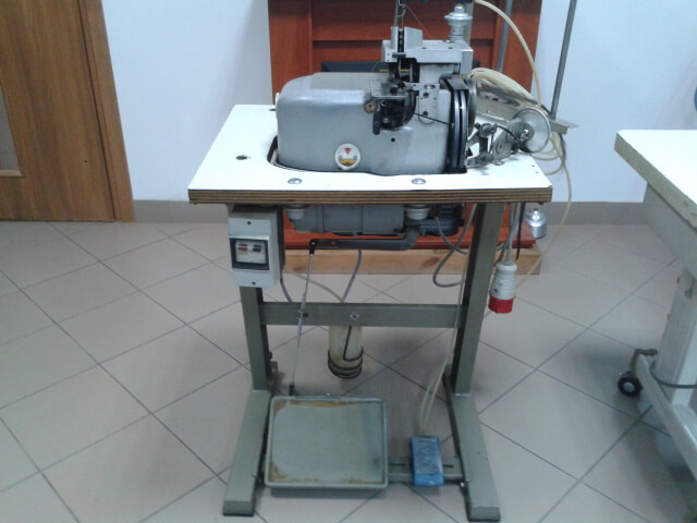 Titan Dk 2500 Overlock Do Obszywania Dywanikow Oficjalne Archiwum Allegro