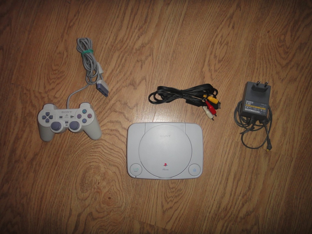 SONY Playstation One komplet +chip