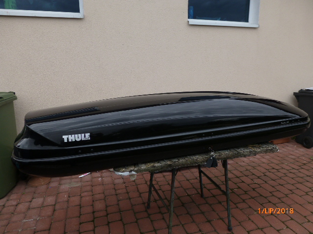 Thule pacific 700 roof box hot sale