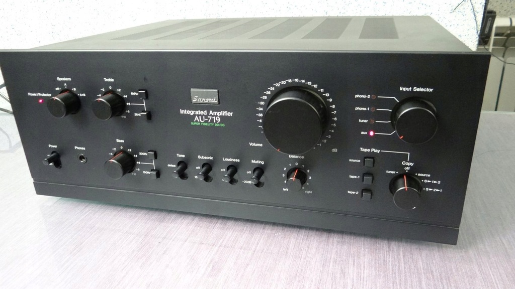 SANSUI AU-719 / LEGENDARNY WZMACNIACZ