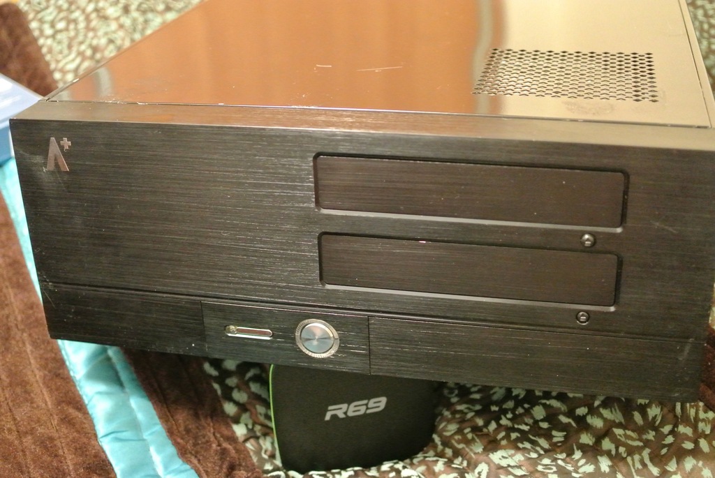 Aplus CS-GL3 - obudowa HTPC Aluminium