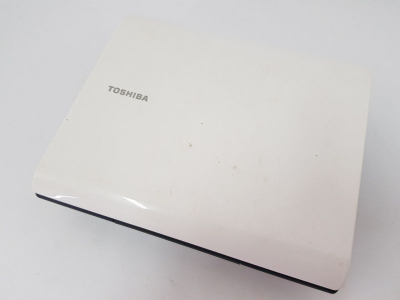 PRZENOŚNY ODTWARZACZ DVD TOSHIBA SDP73DTWE