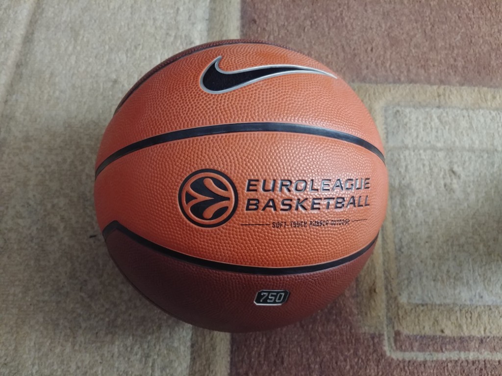 Piłka do koszykówki Nike, Euroliga