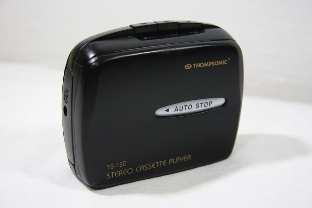 Walkman Retro odtwarzacz kaset Thompsonic TS-16D