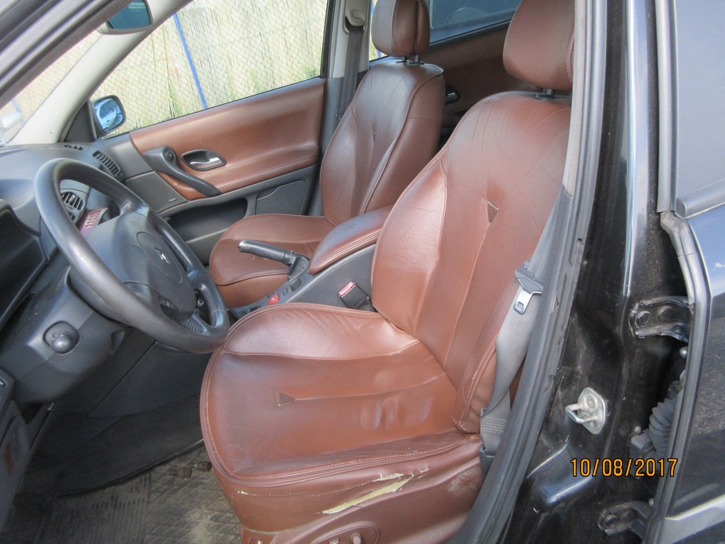 RENAULT LAGUNA II KOMBI SKÓRA BRĄZ FOTELE KANAPA