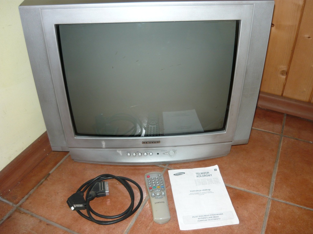 TELEWIZOR SAMSUNG 21 CALI + PILOT,KABEL,INSTRUKCJA