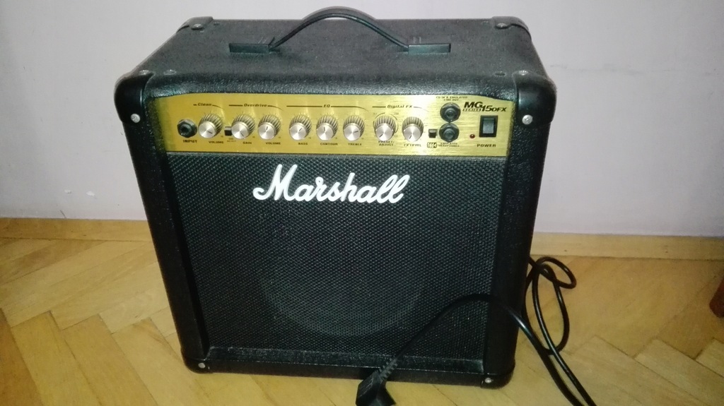 wzmacniacz combo gitarowe marshall MG15DFX,