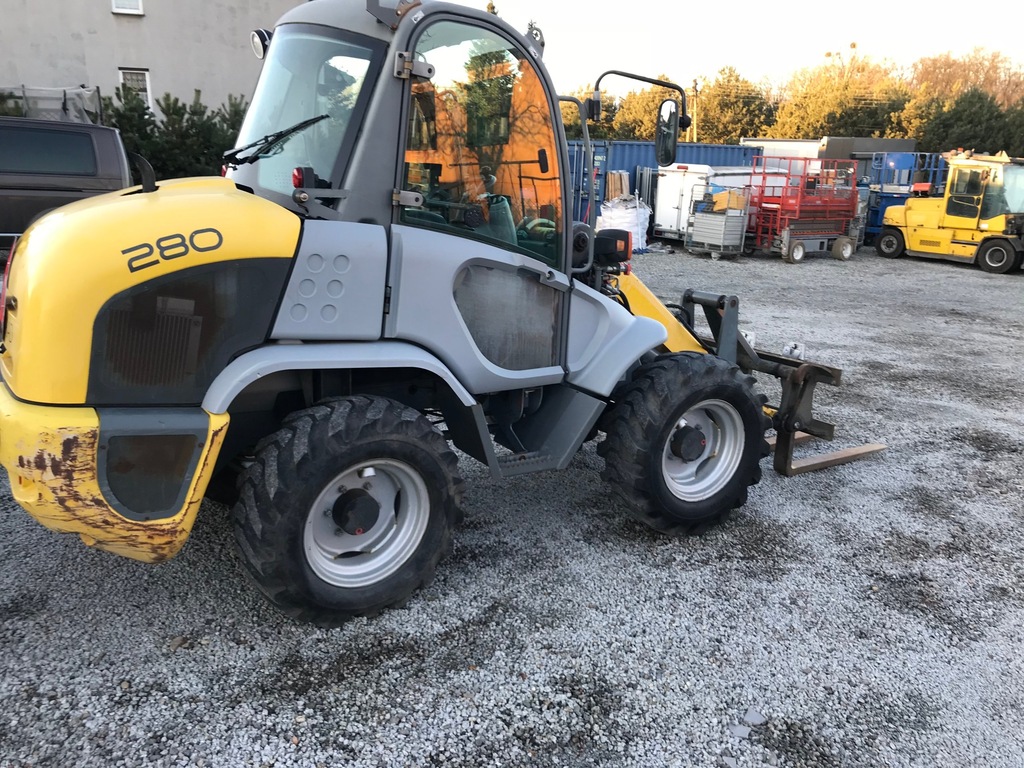 ŁADOWARKA KRAMER 280 341 2008 2343 GODZ.NETTO82000