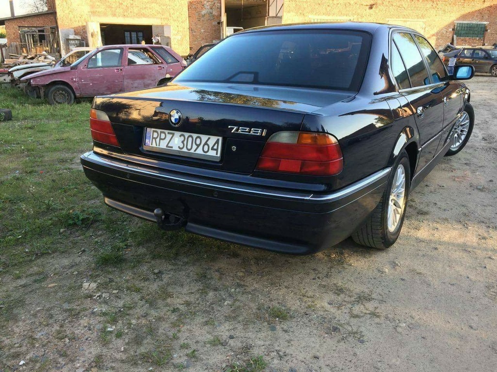 Bmw 728 e38