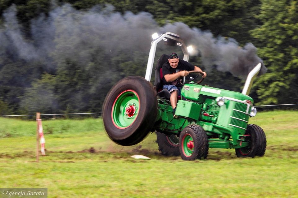 Traktor ciągnik,c-330 zabytkowy buhrer