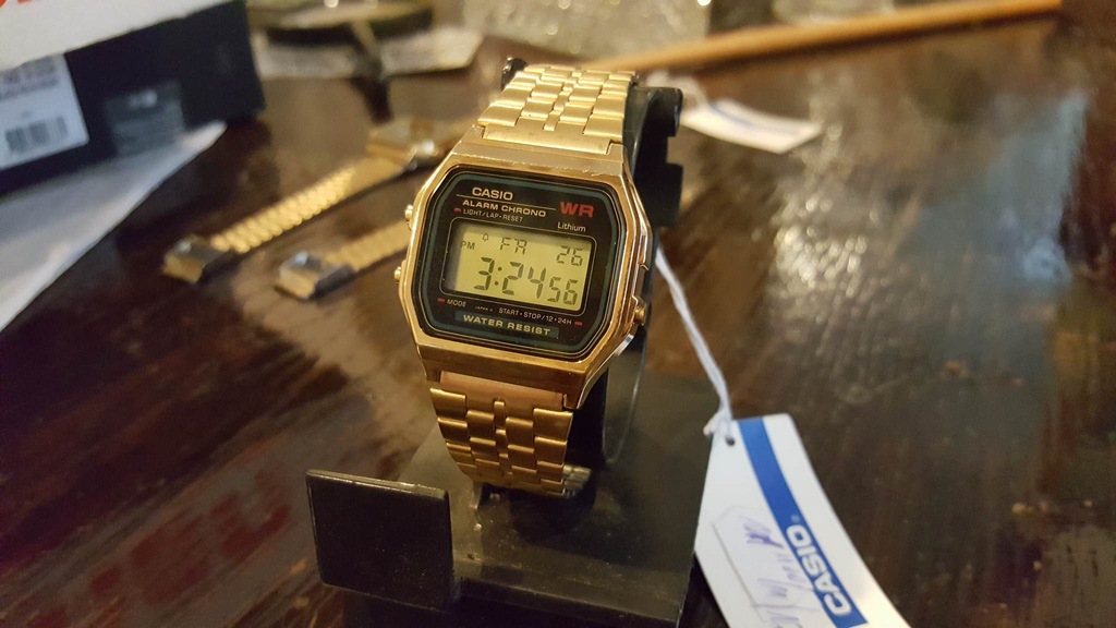 NOWY złoty zegarek Casio A168 