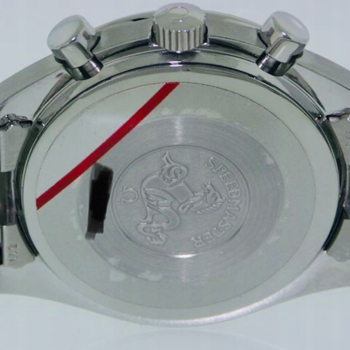 omega moonwatch 39mm