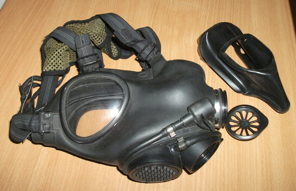 Maska przeciw gazowa niemiecka P