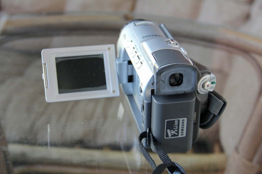 Kamera mini DV Samsung VP-D20 PAL 2.5&quot; LCD