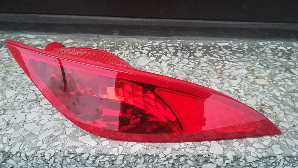 Hyundai ix35 Lampa przeciwmgielna Tył Lewa j.Nowa