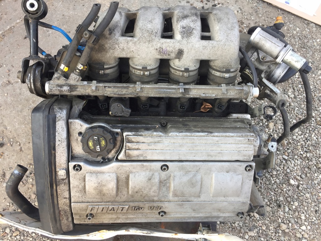 FIAT COUPE BARCHETTA STILO PUNTO SILNIK 1.8 16 VFD