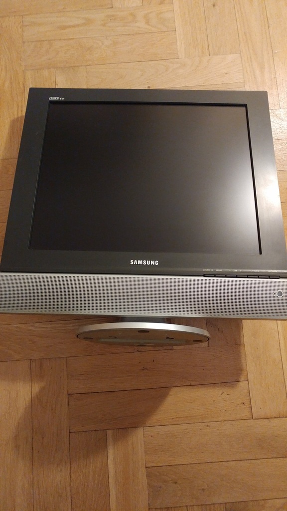 Samsung LCD TV LW17M24C 17 cali stan idealny