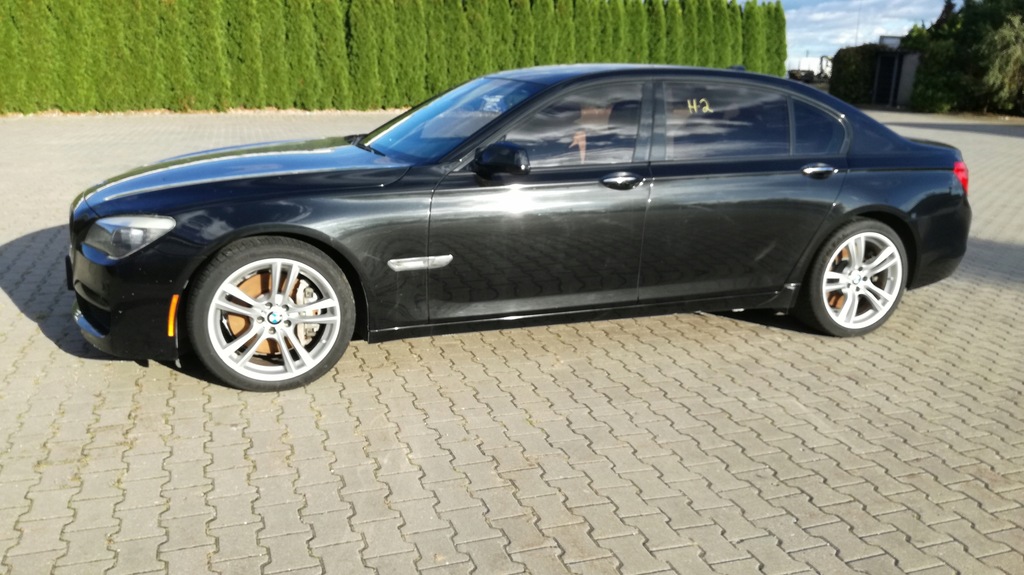 Bmw 750 2010