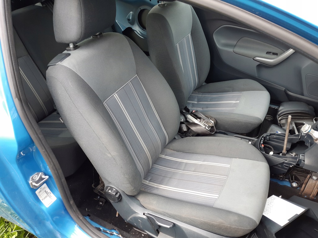 Ford fiesta mk7 clearance isofix