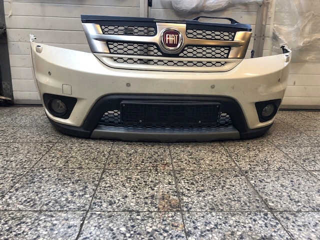 Zderzak przód przedni Atrapa Fiat Freemont