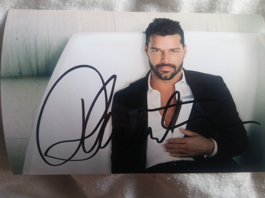 RICKY MARTIN - zdjęcie z autografem