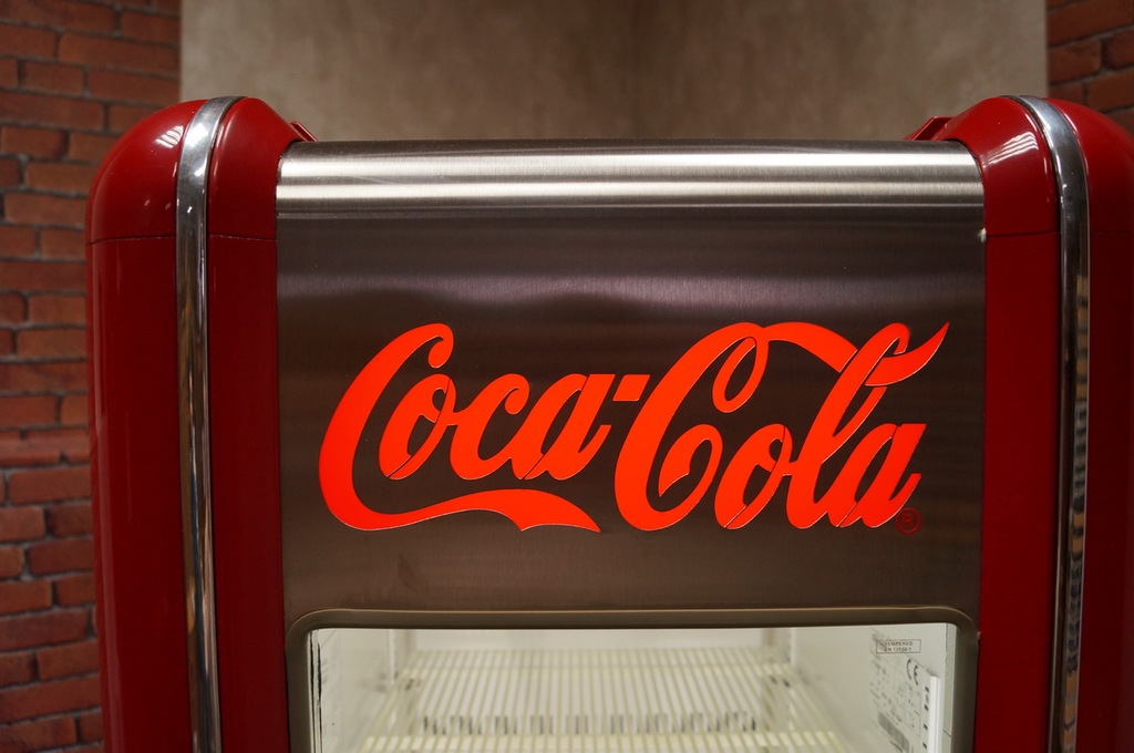 LODÓWKA COCA COLA RETRO CZERWONA 50X67X189